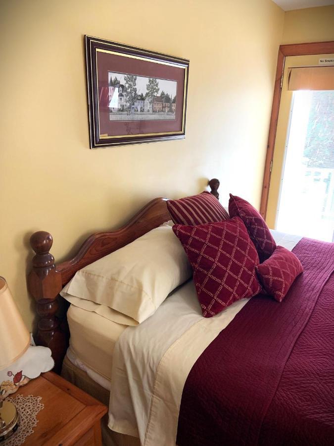 Weatherpine Inn Niagara-on-the-Lake Ngoại thất bức ảnh