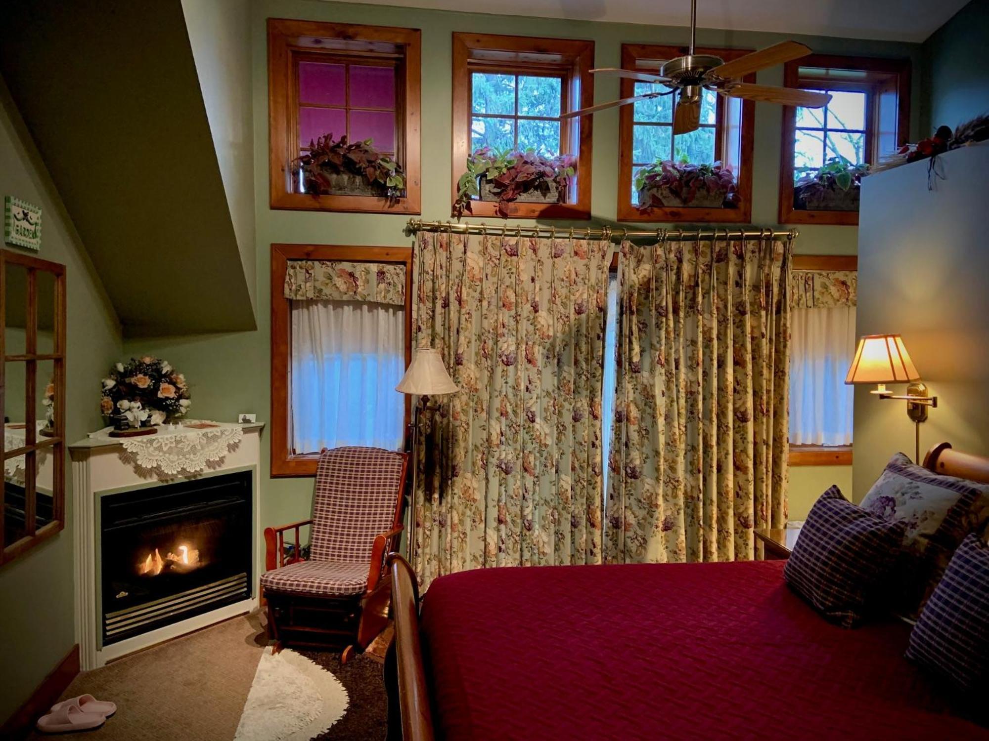 Weatherpine Inn Niagara-on-the-Lake Ngoại thất bức ảnh